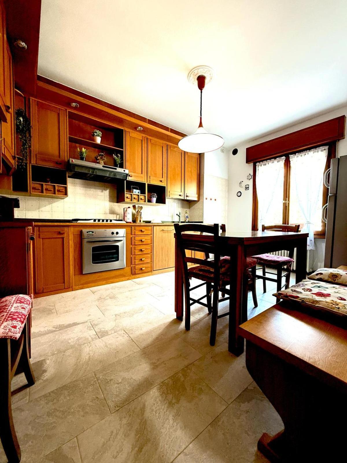 Casa Vacanza Tivan 크레미아 외부 사진